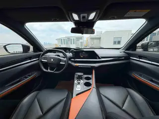 Changan UNI-V 2022 1.5T Premium Trim interior photo 15 Changan UNI-V 2022 1.5T Premium Trim interior photo 15