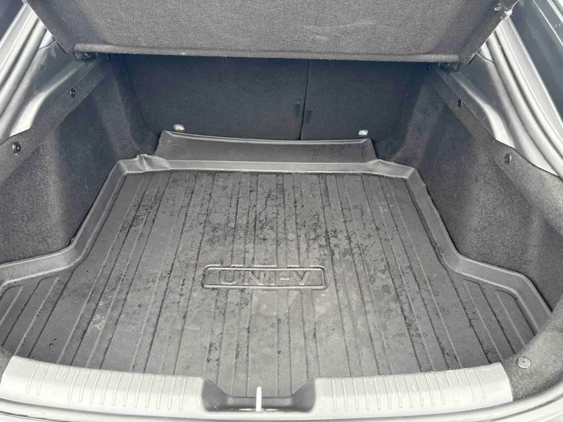 Changan UNI-V 2022 1.5T Premium Trim interior photo 19 Changan UNI-V 2022 1.5T Premium Trim interior photo 19