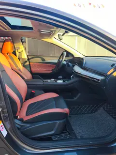 Changan Eado 2023 PLUS Versión de disfrute Ballena azul NE 1.4T GDI DCT Acabado premium interior foto 11 Changan Eado 2023 PLUS Versión de disfrute Ballena azul NE 1.4T GDI DCT Acabado premium interior foto 11