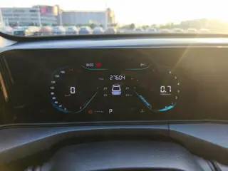 Changan Eado 2023 PLUS Versión de disfrute Ballena azul NE 1.4T GDI DCT Acabado premium interior foto 16 Changan Eado 2023 PLUS Versión de disfrute Ballena azul NE 1.4T GDI DCT Acabado premium interior foto 16