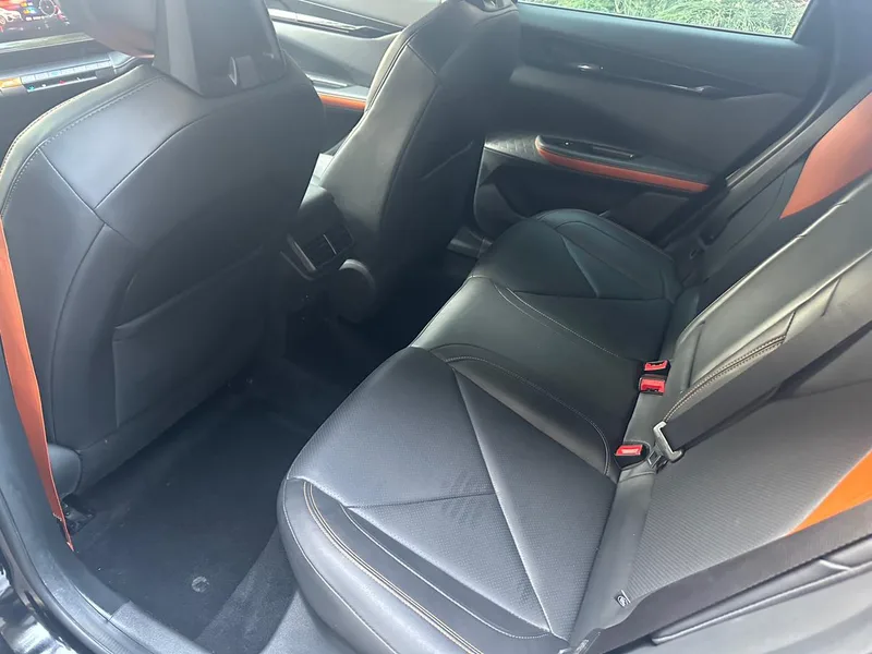 Changan UNI-V 2023 1.5T Acabado premium interior foto 19 Changan UNI-V 2023 1.5T Acabado premium interior foto 19