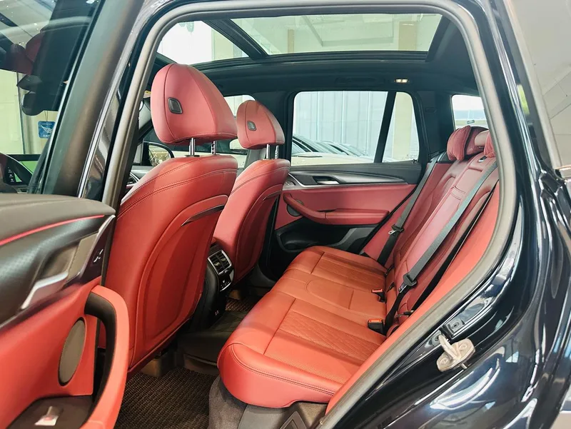 BMW X3 2022 Reforma xDrive30i Tipo de lujo M Traje de noche Yao interior foto 6 BMW X3 2022 Reforma xDrive30i Tipo de lujo M Traje de noche Yao interior foto 6