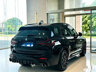 BMW X3 2022 Reforma xDrive30i Tipo de lujo M Traje de noche Yao interior foto 9 BMW X3 2022 Reforma xDrive30i Tipo de lujo M Traje de noche Yao interior foto 9