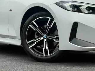 BMW 3 Series 2023 325i M Sports suit exterior photo 2