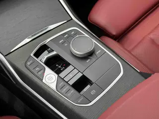 BMW 3 Series 2023 325i M Sports suit interior photo 9