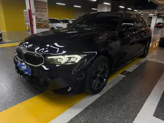 BMW 3 Series 2025 330Li M Спортивный ночной костюм