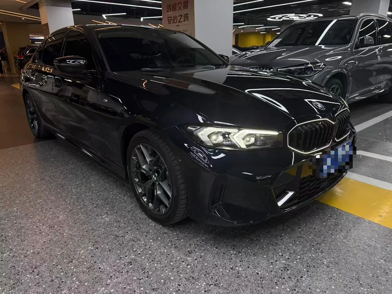 BMW 3 Series 2025 330Li M Спортивный ночной костюм экстерьер фото 3 BMW 3 Series 2025 330Li M Спортивный ночной костюм экстерьер фото 3