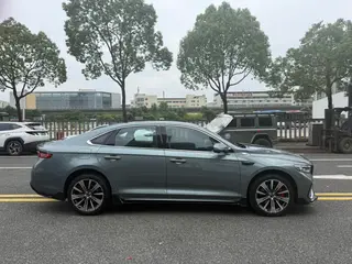 Geely Preface 2026 2.0T Oriente Yao Edición Mochizuki exterior foto 4