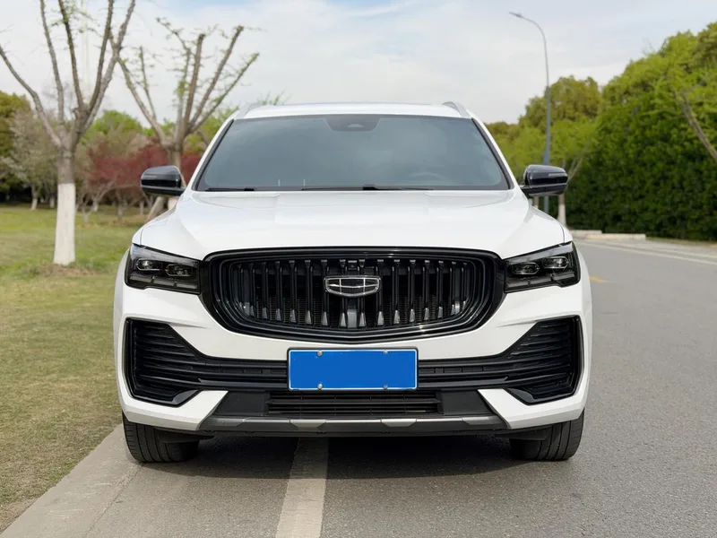 Geely Monjaro 2024 2.0TD High-power automatic two-wheel drive skyline version exterior photo 2