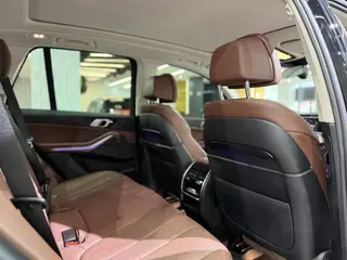BMW X5 2021 Reforma xDrive40i Tipo de lujo M Conjunto deportivo interior foto 12 BMW X5 2021 Reforma xDrive40i Tipo de lujo M Conjunto deportivo interior foto 12