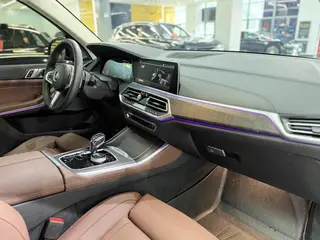 BMW X5 2021 Reforma xDrive40i Tipo de lujo M Conjunto deportivo interior foto 13 BMW X5 2021 Reforma xDrive40i Tipo de lujo M Conjunto deportivo interior foto 13