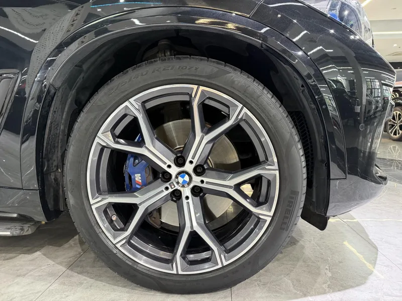 BMW X5 2021 Reforma xDrive40i Tipo de lujo M Conjunto deportivo interior foto 14 BMW X5 2021 Reforma xDrive40i Tipo de lujo M Conjunto deportivo interior foto 14