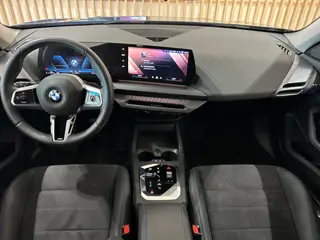 BMW 2 Series 2026 225L M Set de nuit de sport intérieur photo 12 BMW 2 Series 2026 225L M Set de nuit de sport intérieur photo 12