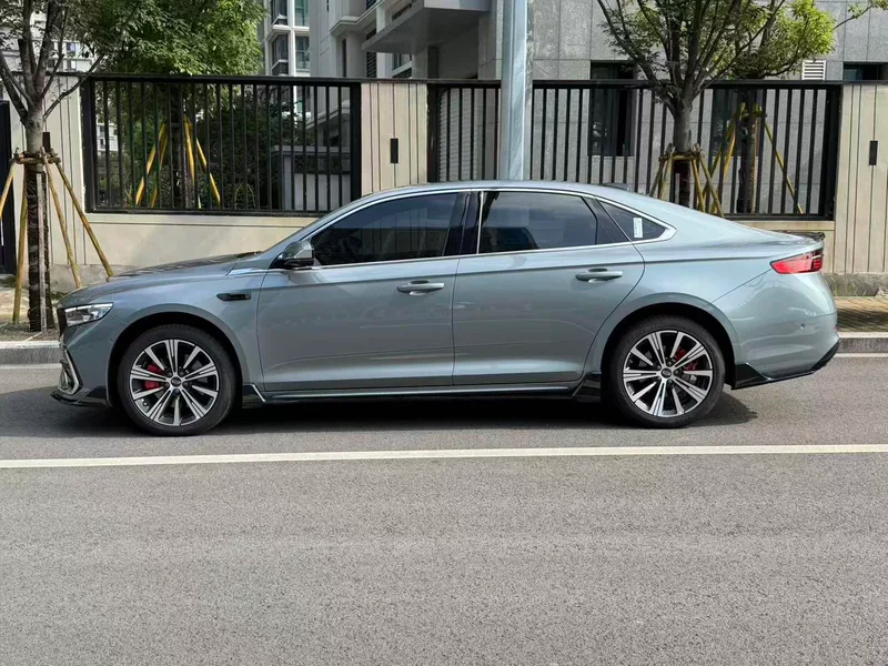 Geely Preface 2026 2.0T Восточный Яо Wangwang версия экстерьер фото 4