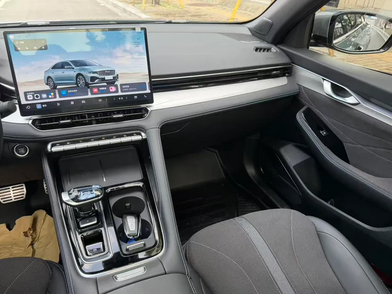 Geely Preface 2026 2.0T Восточный Яо Wangwang версия интерьер фото 15