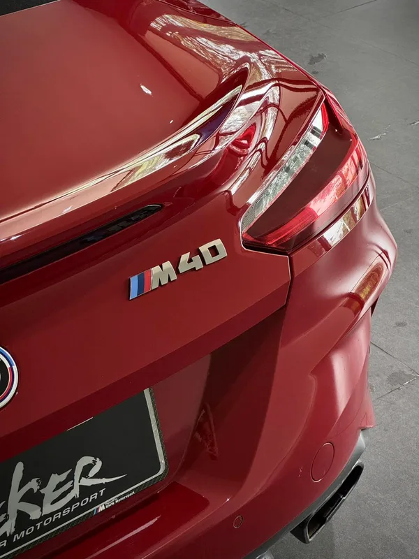 BMW Z4 2022 M40i M Édition des performances sportives intérieur photo 9 BMW Z4 2022 M40i M Édition des performances sportives intérieur photo 9