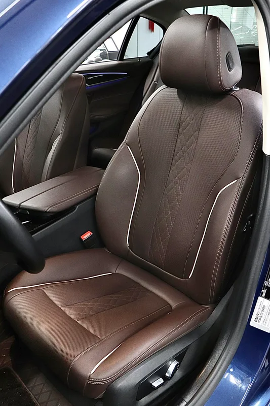 BMW 5 Series 2021 Mise à jour 525Li M Ensemble de sport intérieur photo 12 BMW 5 Series 2021 Mise à jour 525Li M Ensemble de sport intérieur photo 12