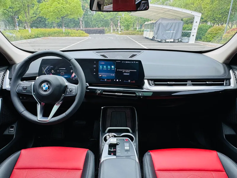 BMW X1 2023 sDrive25Li M Sports suit interior photo 10 BMW X1 2023 sDrive25Li M Sports suit interior photo 10