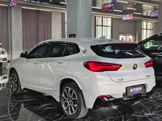 BMW X2 2021 Mise à jour xDrive25i Édition de la nuit de Yao intérieur photo 7 BMW X2 2021 Mise à jour xDrive25i Édition de la nuit de Yao intérieur photo 7