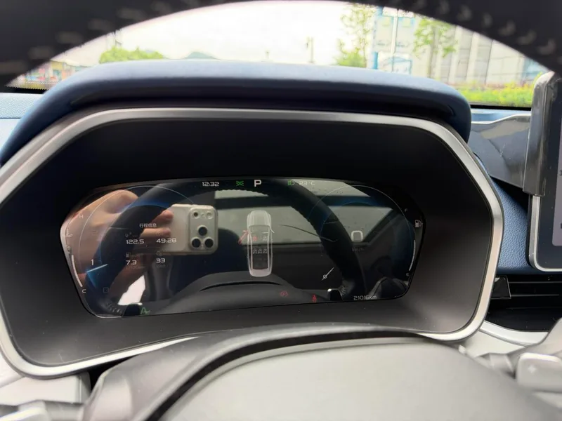 Geely Preface 2023 2.0T Acabado premium exterior foto 5