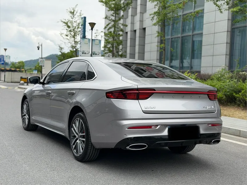 Geely Preface 2023 2.0T Acabado premium interior foto 11