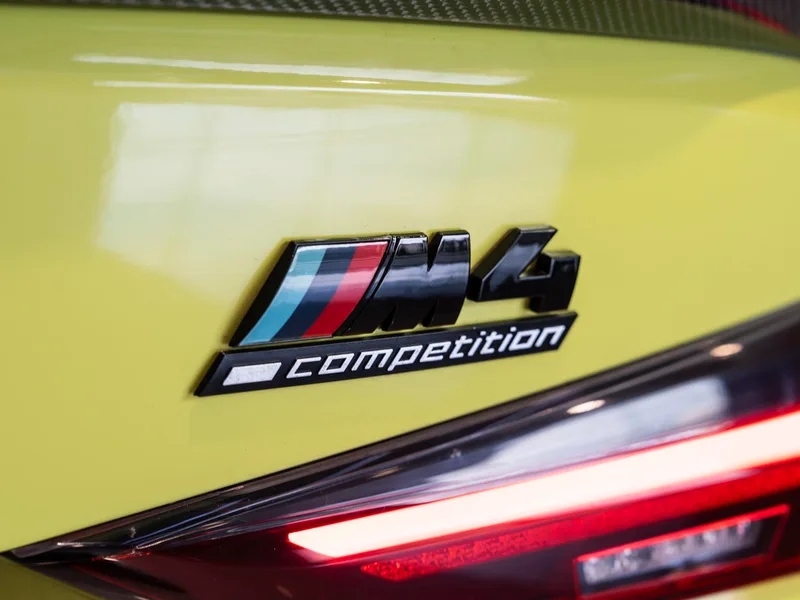 BMW M4 2022 M4 Coupe Thunder Edition interior photo 11 BMW M4 2022 M4 Coupe Thunder Edition interior photo 11