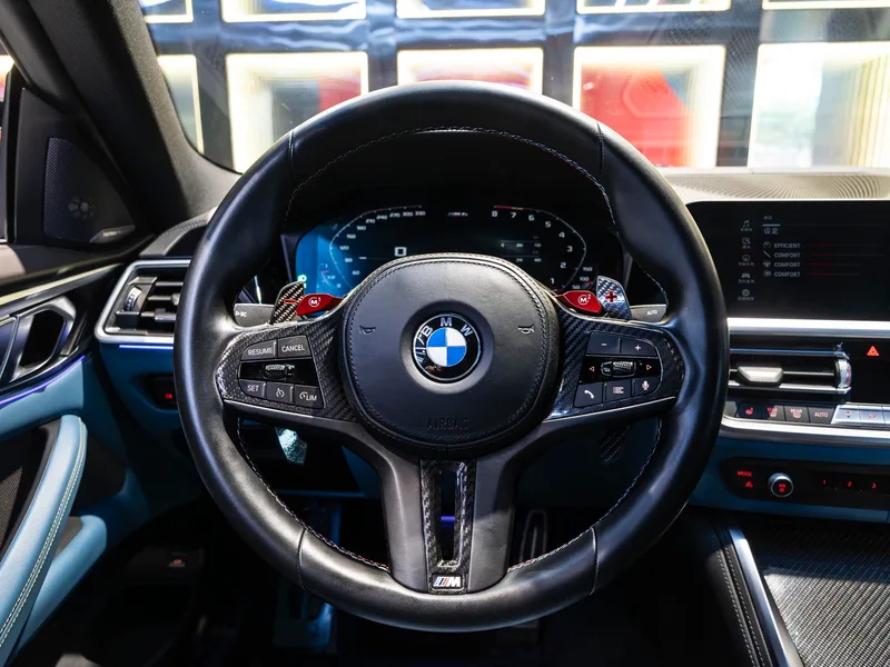 BMW M4 2022 M4 Coupe Thunder Edition interior photo 18 BMW M4 2022 M4 Coupe Thunder Edition interior photo 18