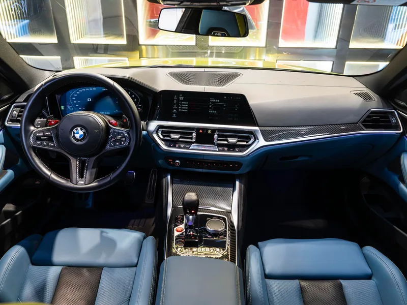 BMW M4 2022 M4 Coupe Thunder Edition interior photo 20 BMW M4 2022 M4 Coupe Thunder Edition interior photo 20