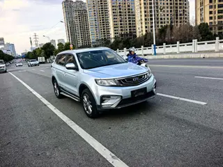 Geely Boyue 2018 1.8TD Tipo Zhiya de tracción automática en dos ruedas exterior foto 3