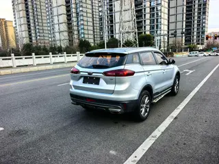 Geely Boyue 2018 1.8TD Tipo Zhiya de tracción automática en dos ruedas exterior foto 6