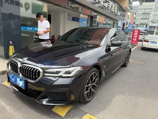 BMW 5 Series 2021 530Li Премиум-класса M Спортивный костюм