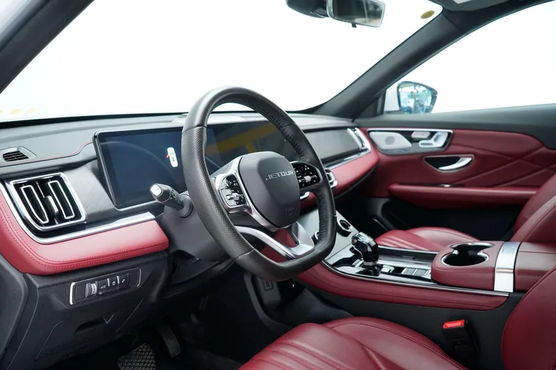 Jetour X70 PLUS 2025 1.5T 7DCT Flagship Edition 5 seat interior photo 12 Jetour X70 PLUS 2025 1.5T 7DCT Flagship Edition 5 seat interior photo 12