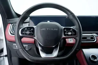 Jetour X70 PLUS 2025 1.5T 7DCT Flagship Edition 5 seat interior photo 13 Jetour X70 PLUS 2025 1.5T 7DCT Flagship Edition 5 seat interior photo 13