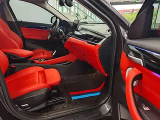 BMW X2 2021 sDrive25i M Sports suit interior photo 14 BMW X2 2021 sDrive25i M Sports suit interior photo 14