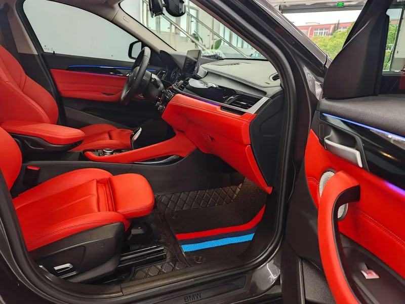 BMW X2 2021 sDrive25i M Sports suit interior photo 14 BMW X2 2021 sDrive25i M Sports suit interior photo 14