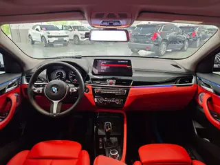 BMW X2 2021 sDrive25i M Sports suit interior photo 16 BMW X2 2021 sDrive25i M Sports suit interior photo 16