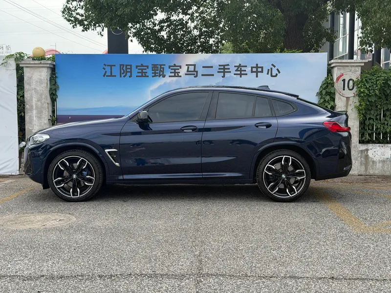 BMW X4 2022 M40i exterior photo 3