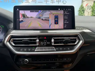 BMW X4 2022 M40i interior photo 14