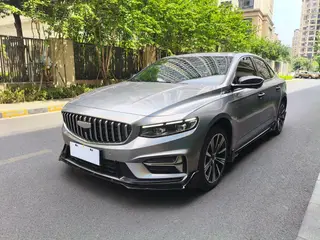 Geely Preface 2025 2.0T Oriente Yao Versión estrella