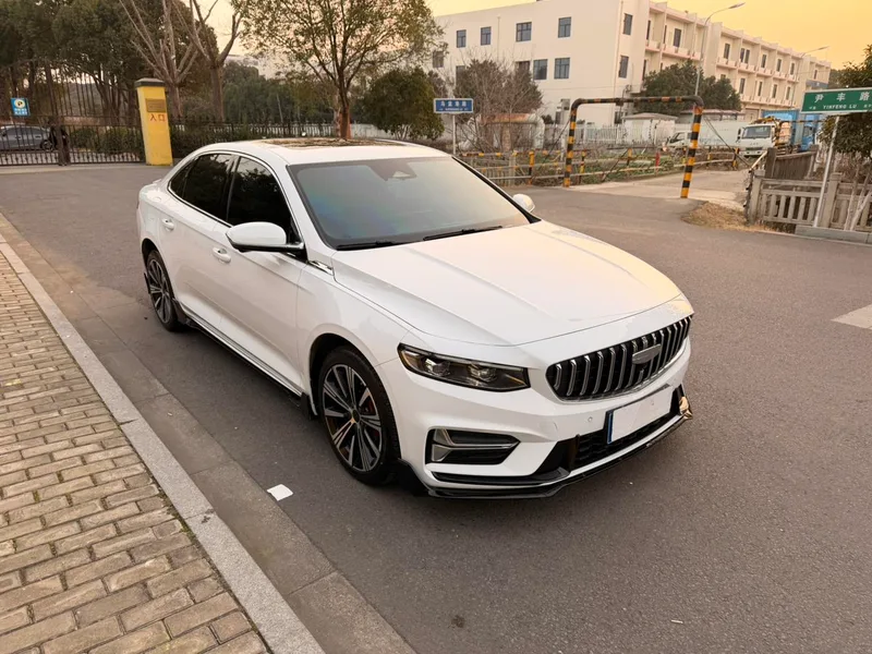 Geely Preface 2025 1.5T Восточный Яо Куньлунь-версия экстерьер фото 5 Geely Preface 2025 1.5T Восточный Яо Куньлунь-версия экстерьер фото 5