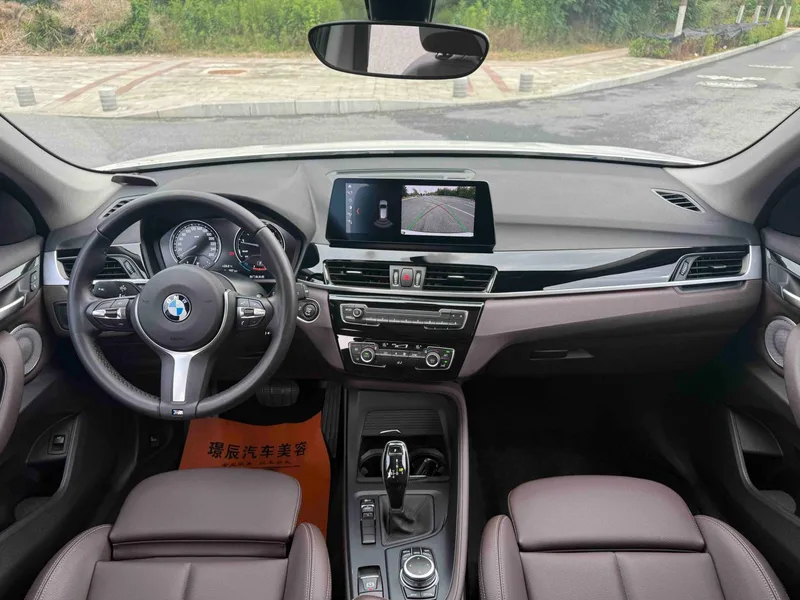 BMW X1 2020 sDrive25Li Líder exterior foto 8 BMW X1 2020 sDrive25Li Líder exterior foto 8