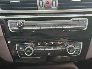 BMW X1 2020 sDrive25Li Líder interior foto 13 BMW X1 2020 sDrive25Li Líder interior foto 13