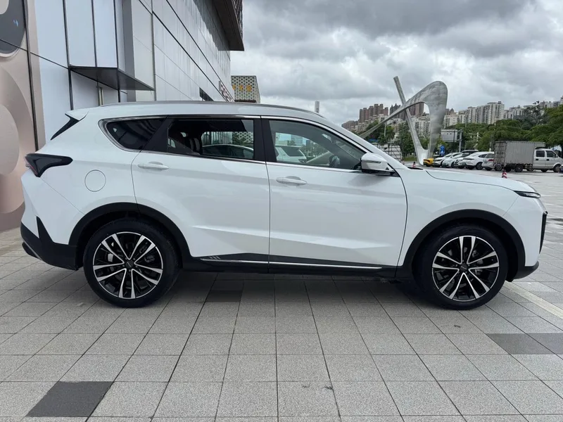 Jetour X70 PLUS 2025 1.5T 7DCT Flagship Edition 5 seat exterior photo 4 Jetour X70 PLUS 2025 1.5T 7DCT Flagship Edition 5 seat exterior photo 4
