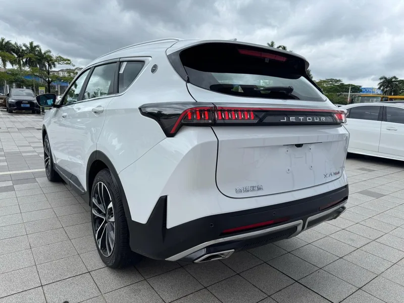 Jetour X70 PLUS 2025 1.5T 7DCT Flagship Edition 5 seat exterior photo 7 Jetour X70 PLUS 2025 1.5T 7DCT Flagship Edition 5 seat exterior photo 7