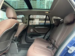 BMW X1 2021 Restyling xDrive25Li Premium Class interior photo 7 BMW X1 2021 Restyling xDrive25Li Premium Class interior photo 7
