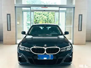 BMW 3 Series 2022 325Li M Conjunto deportivo exterior foto 2