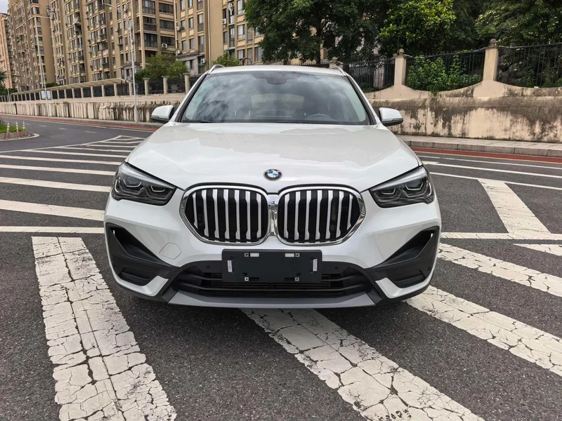 BMW X1 2022 sDrive25Li Leader extérieur photo 2 BMW X1 2022 sDrive25Li Leader extérieur photo 2