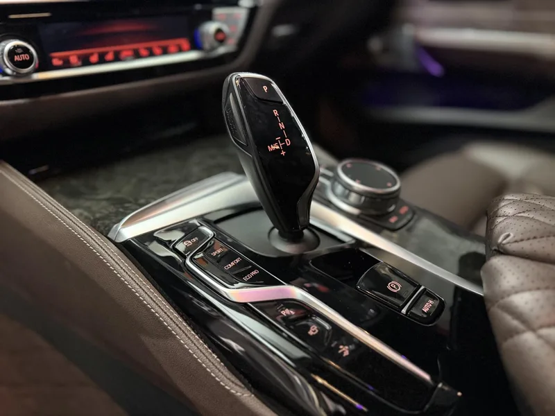 BMW 6 Series GT 2022 630i M Спортивный большой путешественник версия экстерьер фото 9