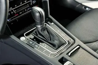 Volkswagen CC 2021 Hunting car 380TSI Heart Hunting Edition interior photo 11 Volkswagen CC 2021 Hunting car 380TSI Heart Hunting Edition interior photo 11