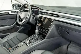 Volkswagen CC 2021 Hunting car 380TSI Heart Hunting Edition interior photo 17 Volkswagen CC 2021 Hunting car 380TSI Heart Hunting Edition interior photo 17